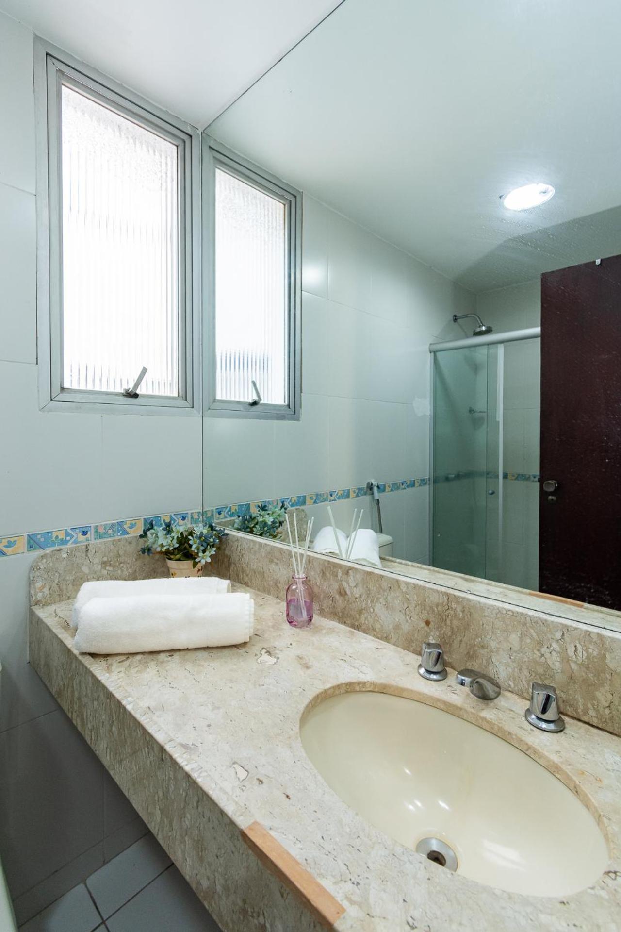 Flat Posto 6 Com Piscina - Copacabana Ріо-де-Жанейро Екстер'єр фото