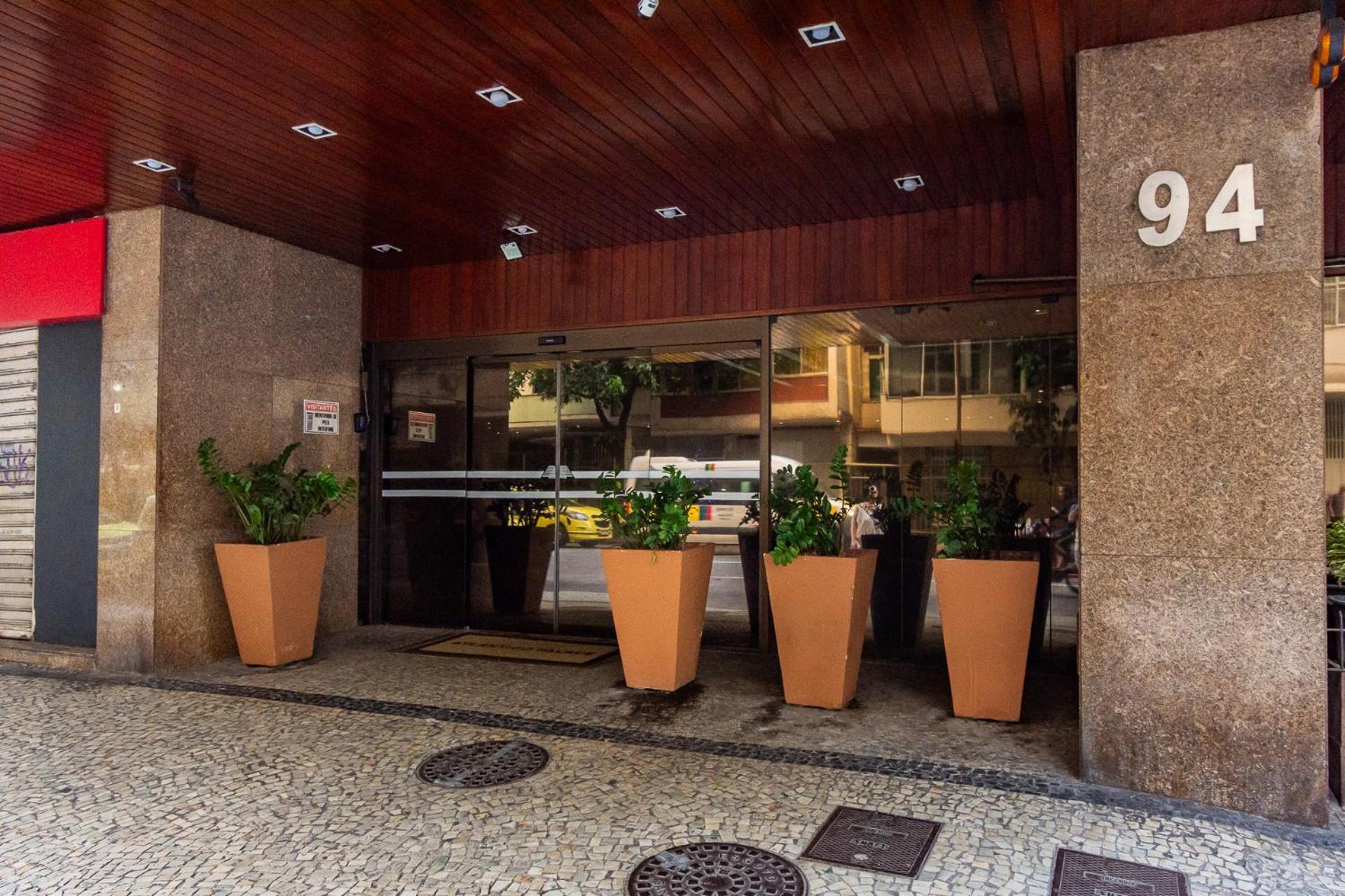 Flat Posto 6 Com Piscina - Copacabana Ріо-де-Жанейро Екстер'єр фото